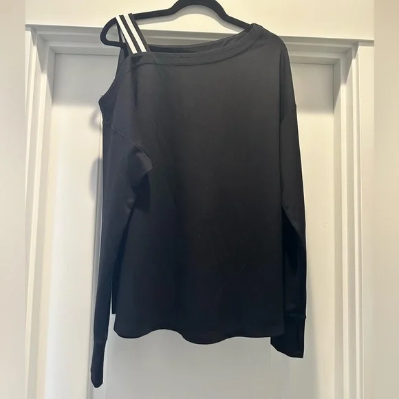 Cabi Black Off-Shoulder sweatshirt - Picture 3 of 4